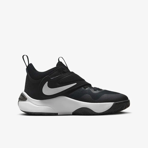 NIKE Team Hustle D 11 Big Kids' Basketball Shoes Black & White Size 7Y NEW - Picture 14 of 16